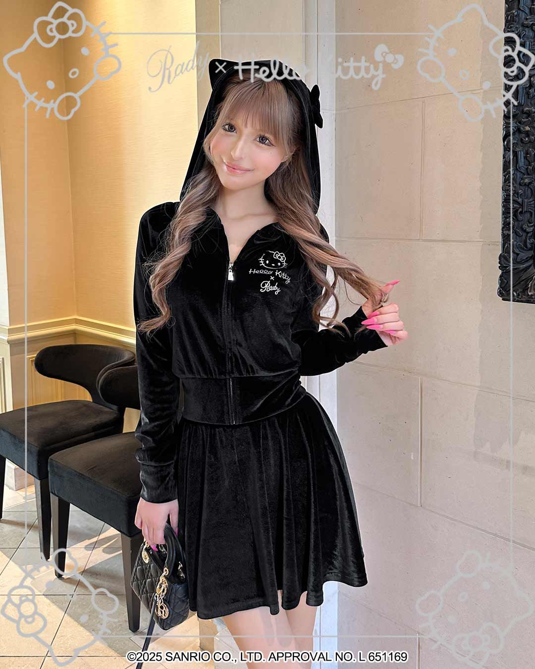 Rady♡キティセットアップ Hello Kitty ベロアスカートセットアップ(インナーパンツ付