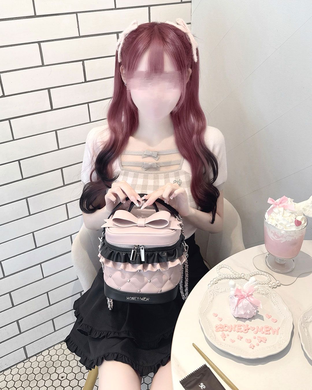 新品未開封　ビッグリボンバニティショルダー　ブラック　ミシェルマカロン ビッグリボンバニティショルダー ピンク×ブラック