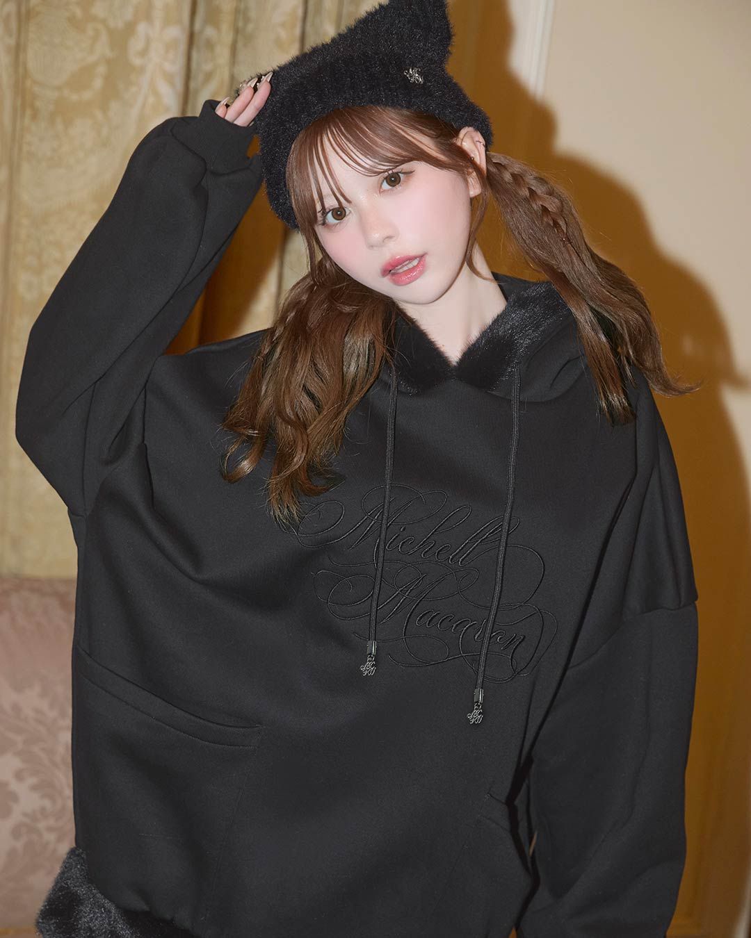 ミシェルマカロン　ファートリミングビックパーカー　ワンピース ファートリミングビックパーカー ブラック | ファッション通販