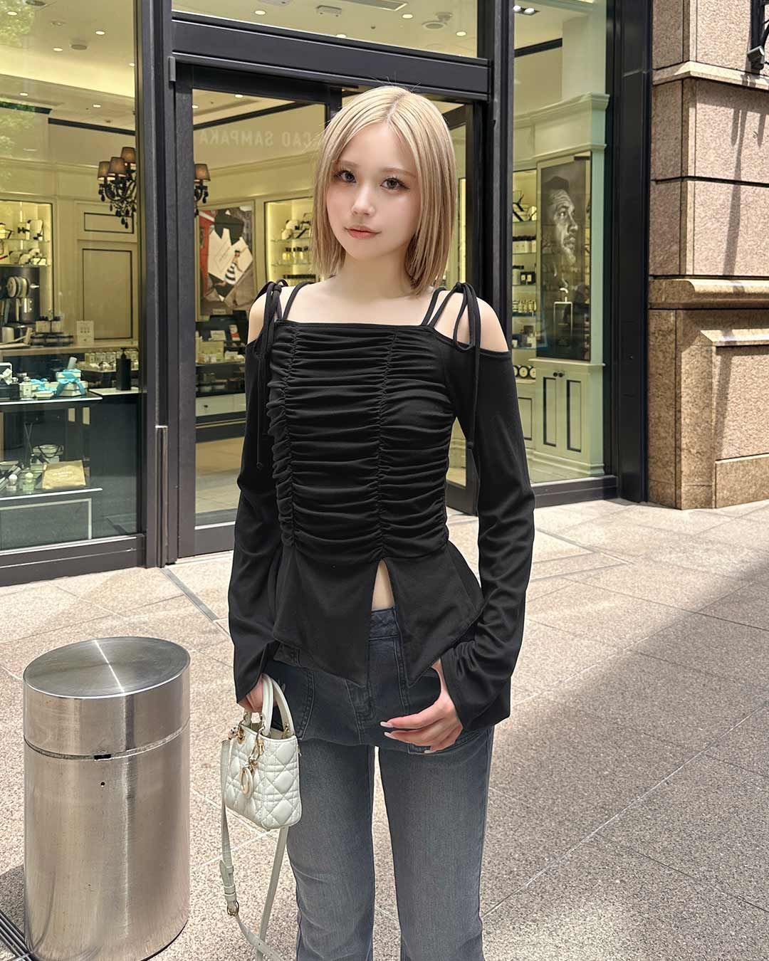 ギャザーフレアスリーブトップス