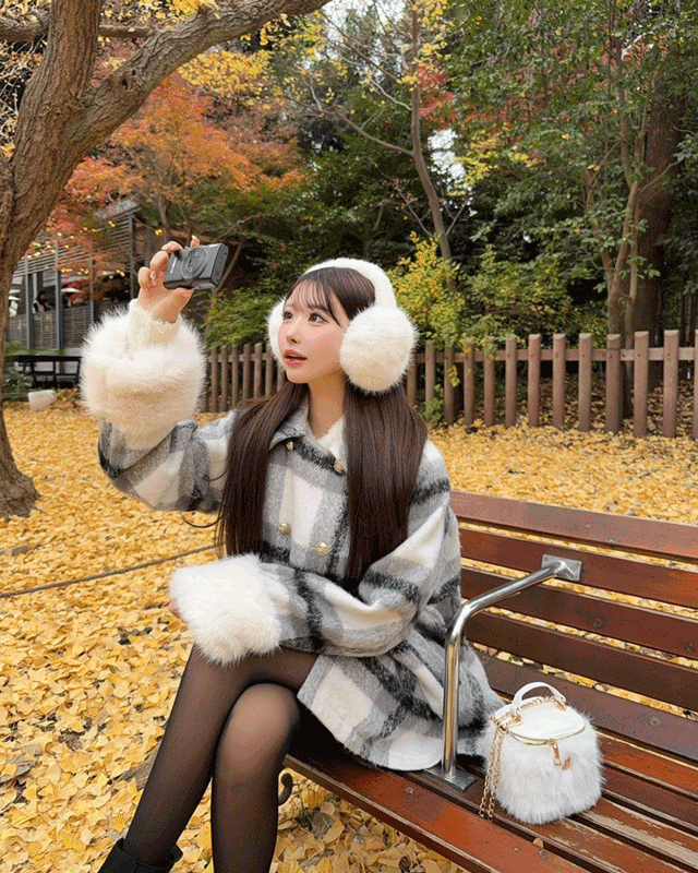 新品タグ付き Cherimi シェリミー ビッグチェックトレンチファーコート 新品タグ付 Cherimi シェリミー ビッグチェックトレンチファーコート