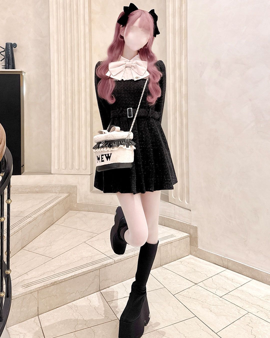 ハニーミュウ ビッグリボンツイードプリーツワンピース ブラック ビッグリボンツイードプリーツワンピース ブラック | ファッション通販