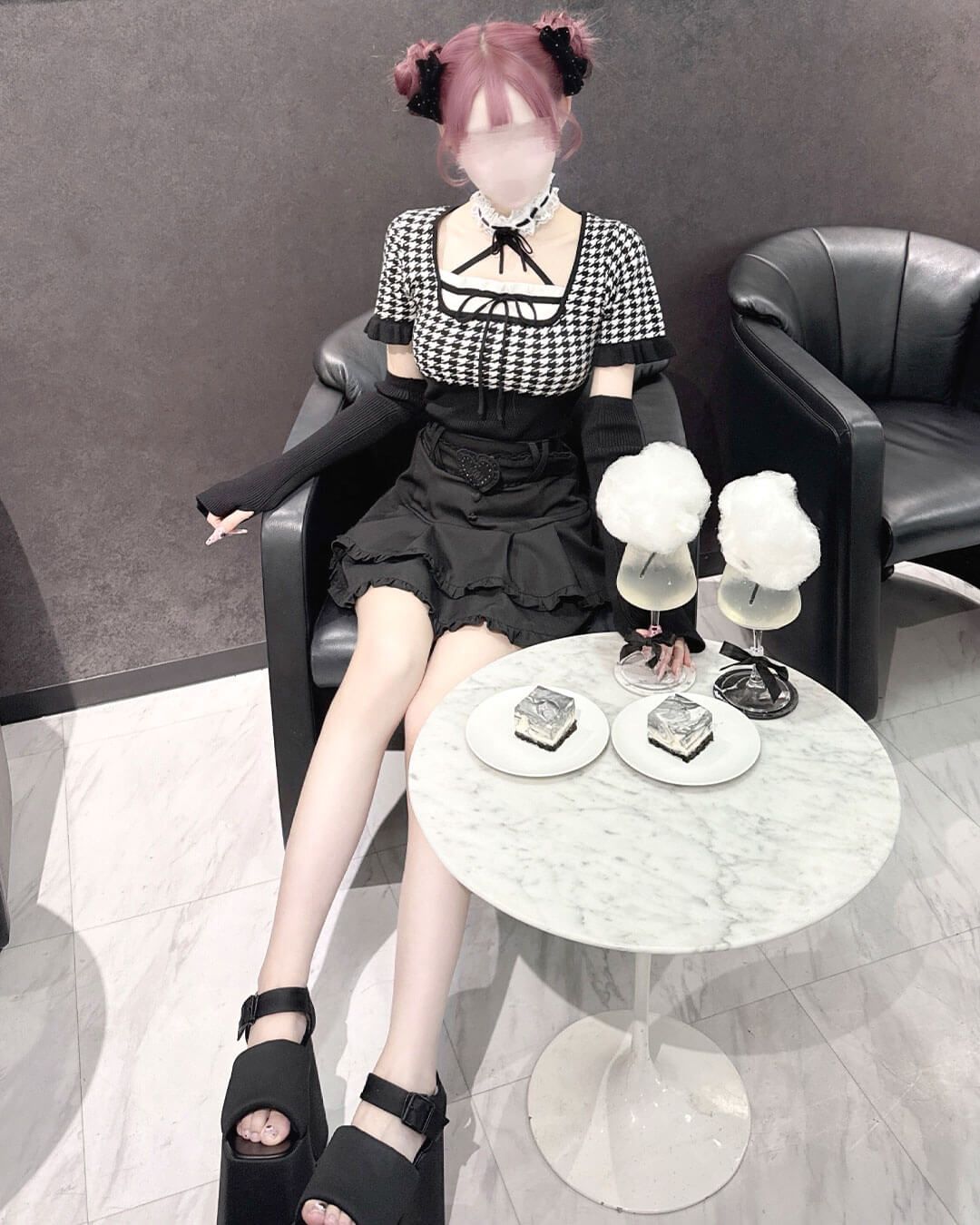 レースチョーカー付き千鳥柄トップス ピンク | ファッション通販