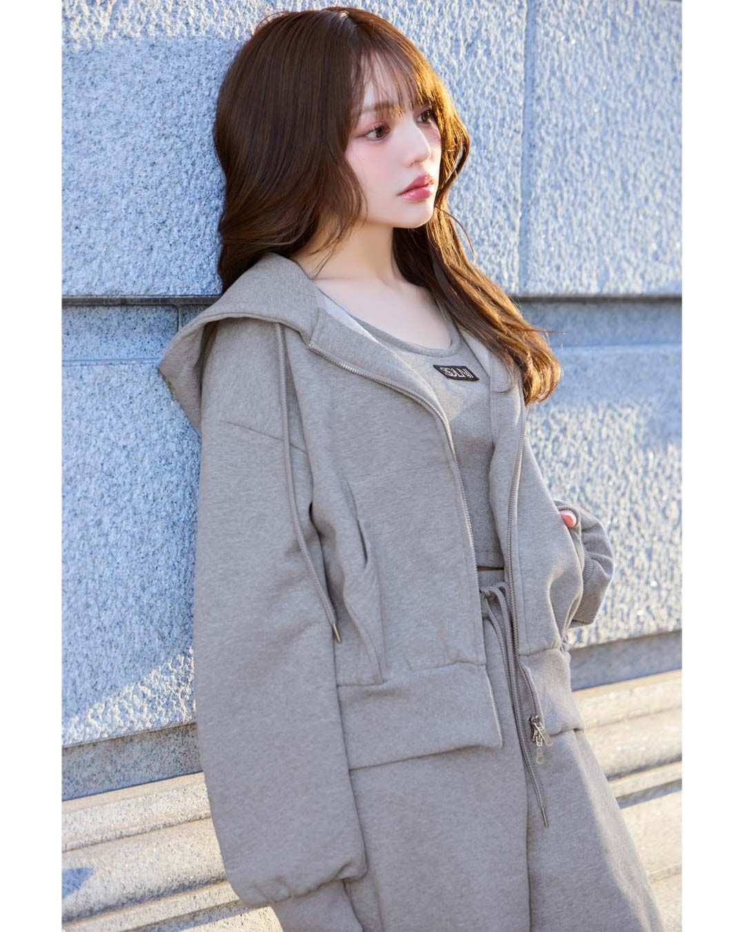 ワッペンロゴセットアップ グレー | ファッション通販＆メディア