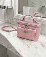 極美品 希少 モンクレール キルティング バニティ ハンドバッグ ポーチ付き キルティングポケットバニティバッグ ピンク | ファッション通販