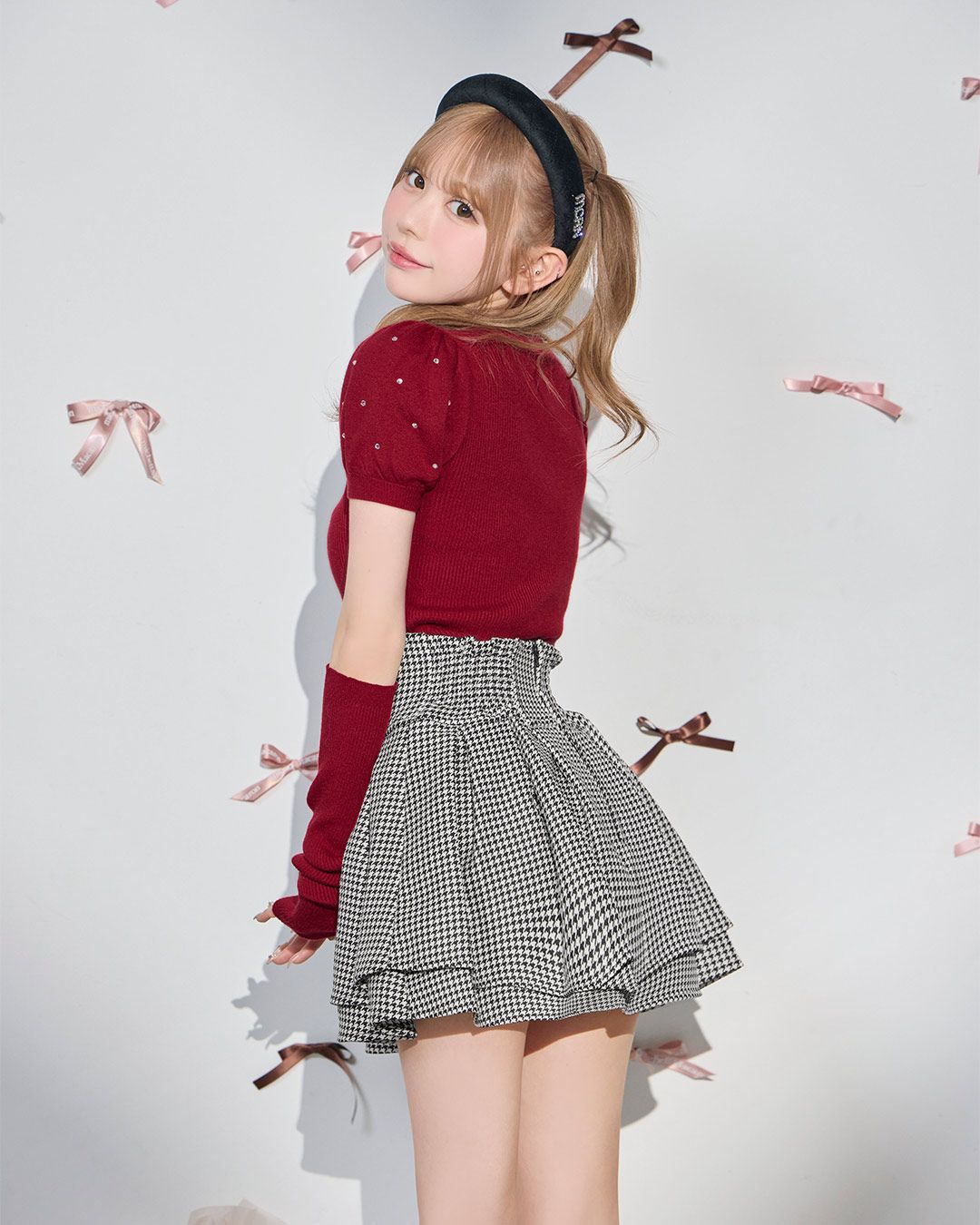 Michelle Macaron ビジュードットキュロット ビジューアームウォーマーニット レッド | ファッション通販