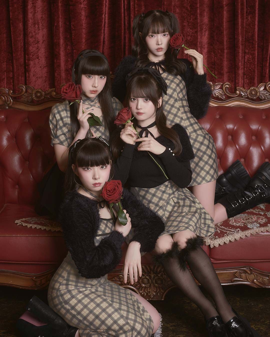 オリジナルチェック柄アンサンブルミニワンピース ボレロ ミシェルマカロン オリジナルチェック柄アンサンブルミニワンピース ベージュ