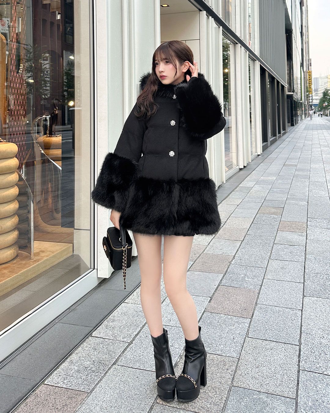 新品タグ付き Rady ファーフーディファイバーダウン オフホワイト S 毎年大人気ファーファイバーダウン🖤 軽くてあったかいので真冬も楽勝