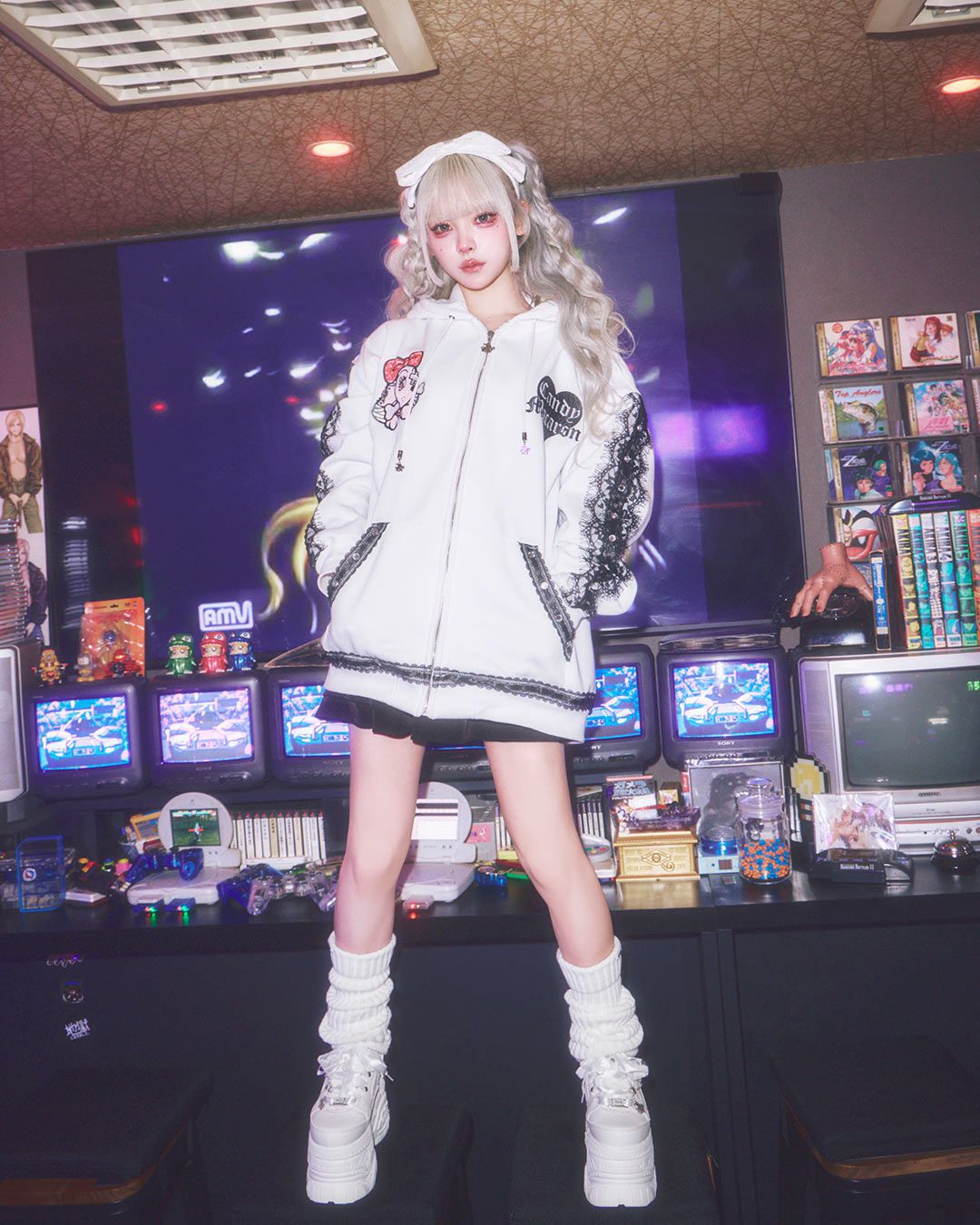ガルフィーコラボBIGパーカー グレー | ファッション通販&メディア ガルフィーコラボBIGパーカー グレー | ファッション通販&メディア