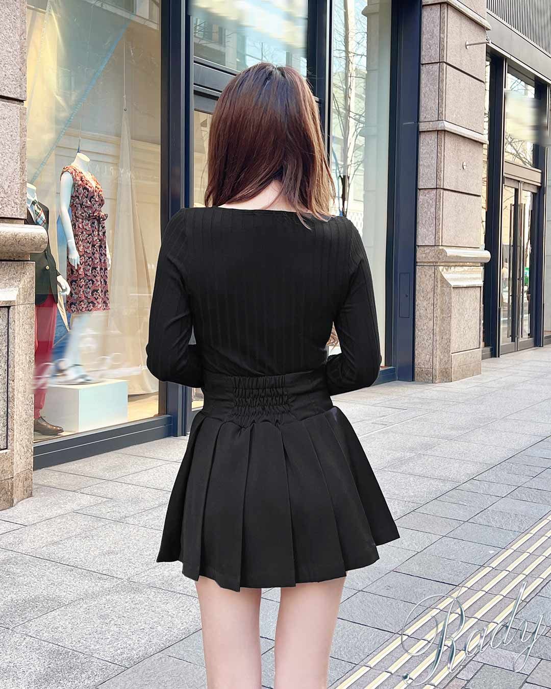 ヘンリーネックトップス ブラック | ファッション通販＆メディア