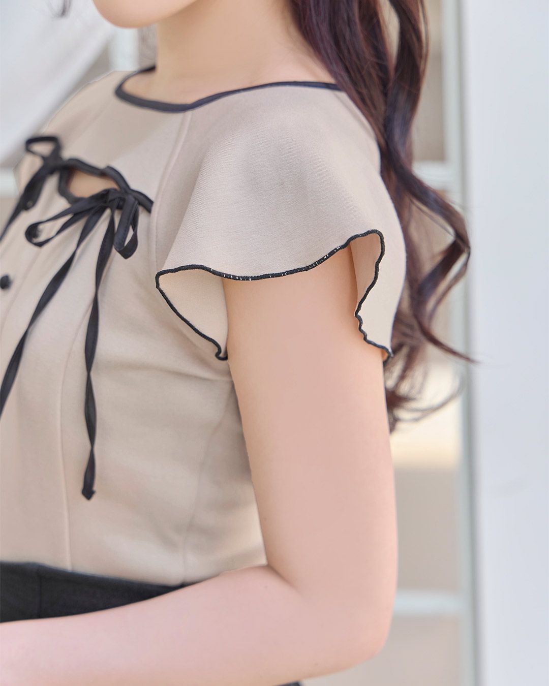 ダブルフレアスリーブリボントップス ベージュ | ファッション