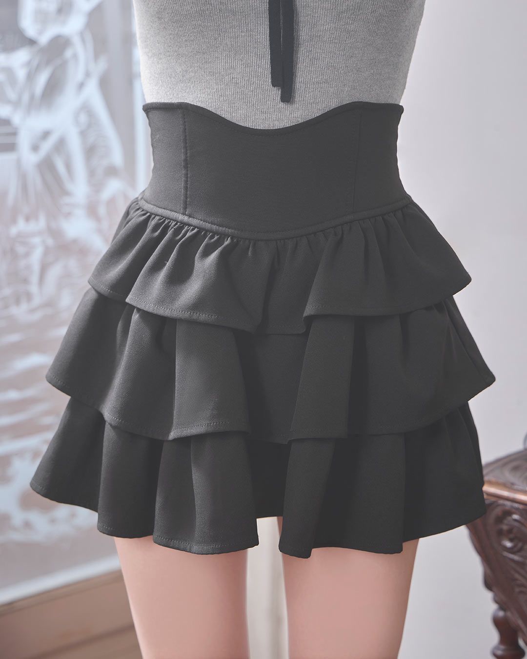 AD2004 コムデギャルソン ひざ丈スカート フリル ポリエステル 黒 希少