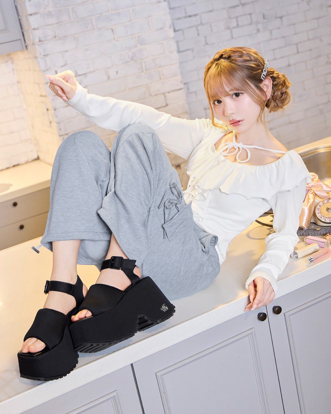 ミシェルマカロン 12cm厚底パッドサンダル ブラック SKL024 12cm厚底パテッドサンダル ブラック | ファッション通販＆メディア