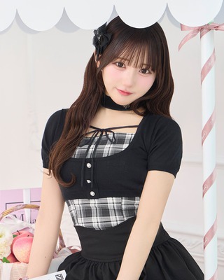 ミシェルマカロン　チョーカーシャギーオフショルトップス　チェックスカート ミシェルマカロン チョーカーシャギーオフショルトップス チェック