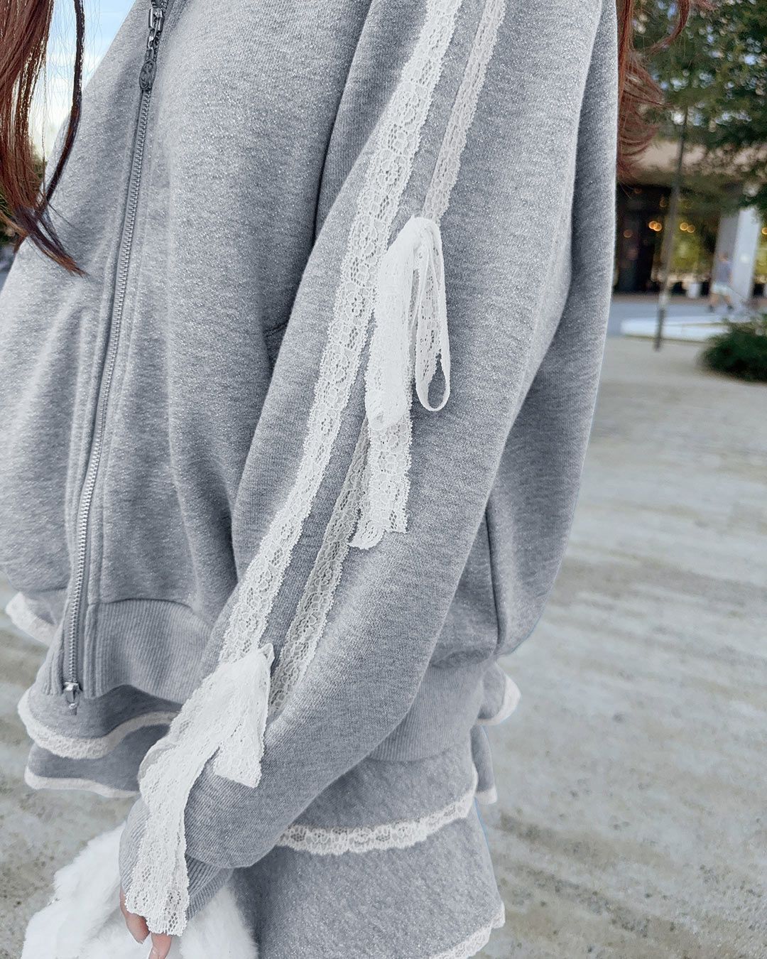 ラメ裏毛フリルスカートセットアップ(インナーパンツ付き) グレー