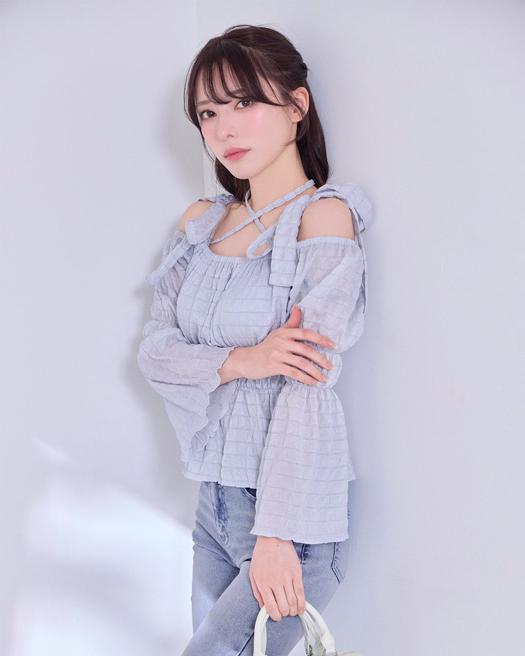 オフショルリボントップス ホワイト | ファッション通販＆メディア