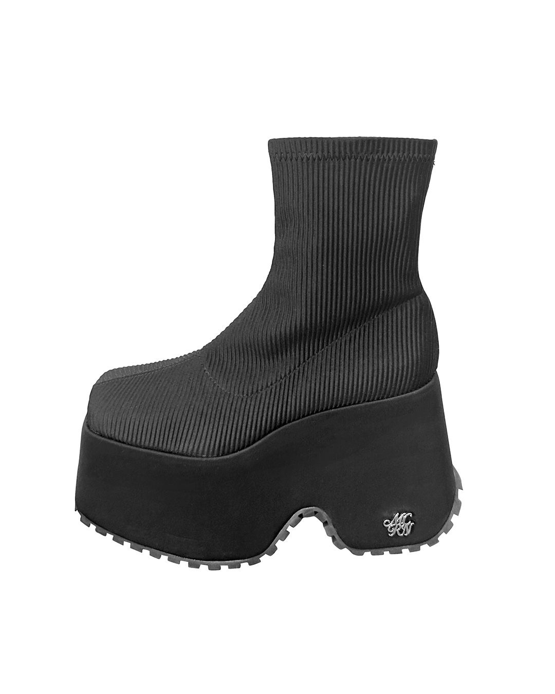 12cm盛れるショートブーツ ブラック | ファッション通販＆メディア