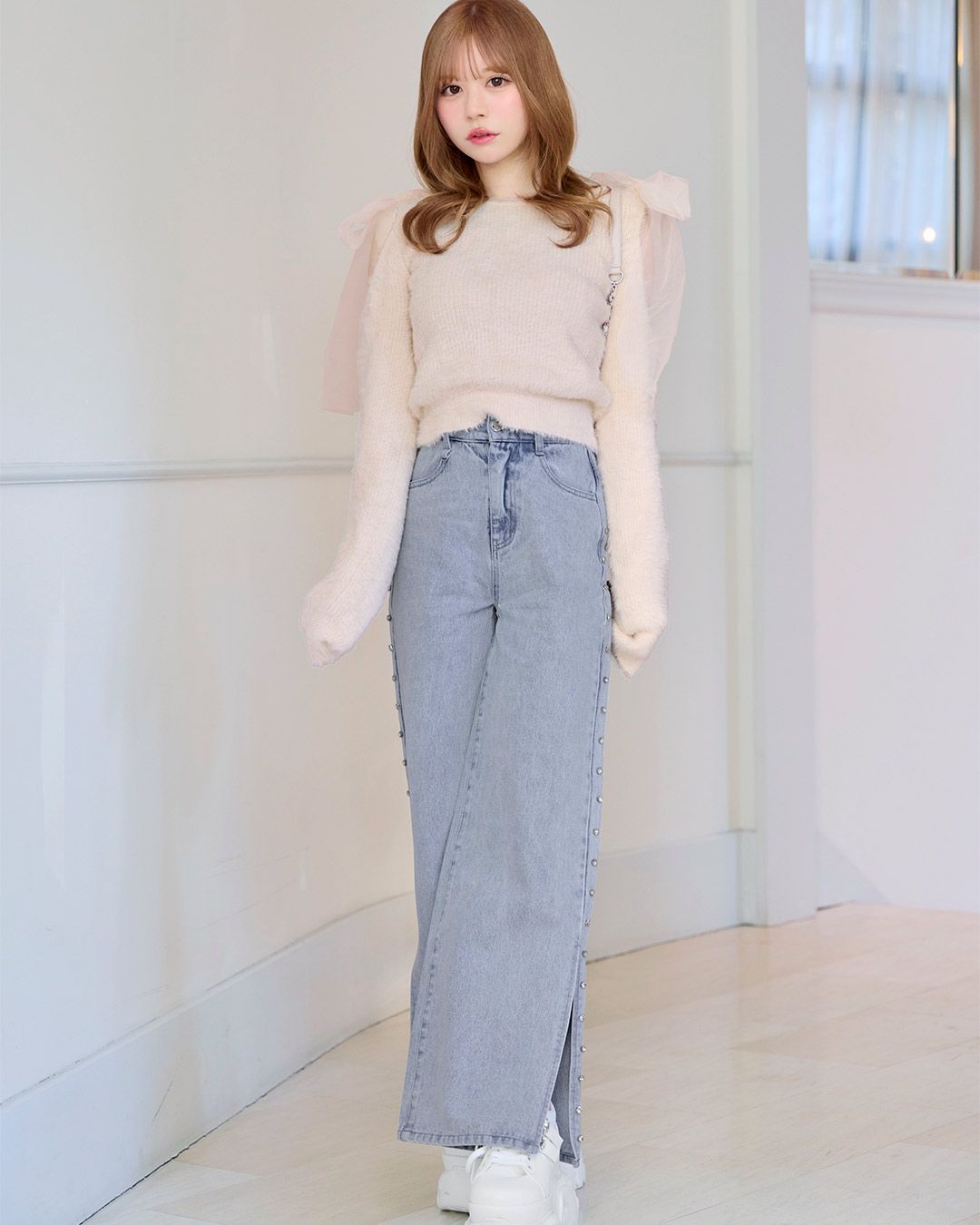 サイドビジューワイドデニムパンツ ライトブルー | ファッション