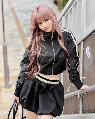 【美品】TAYLORMADE 裏起毛 冬 レディース セットアップ M Jasmine Grandiflorum セットアップ 「Jasmine」フレンチガーリー千鳥