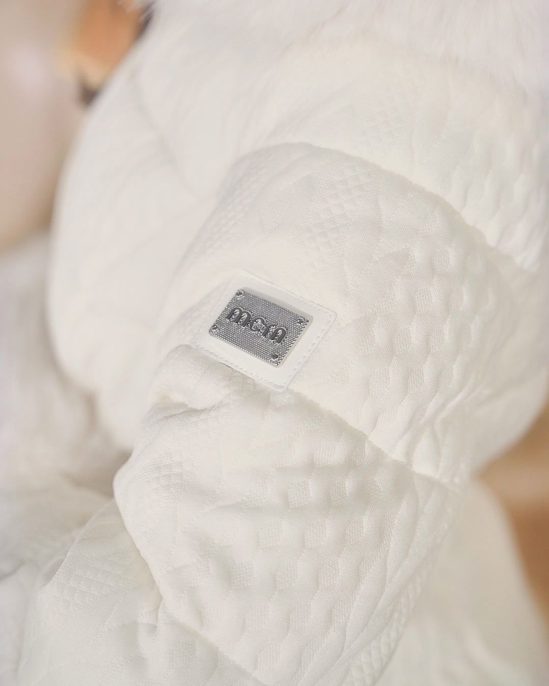 ケーブル柄ベルトダウンコート ベージュ | ファッション通販＆メディア