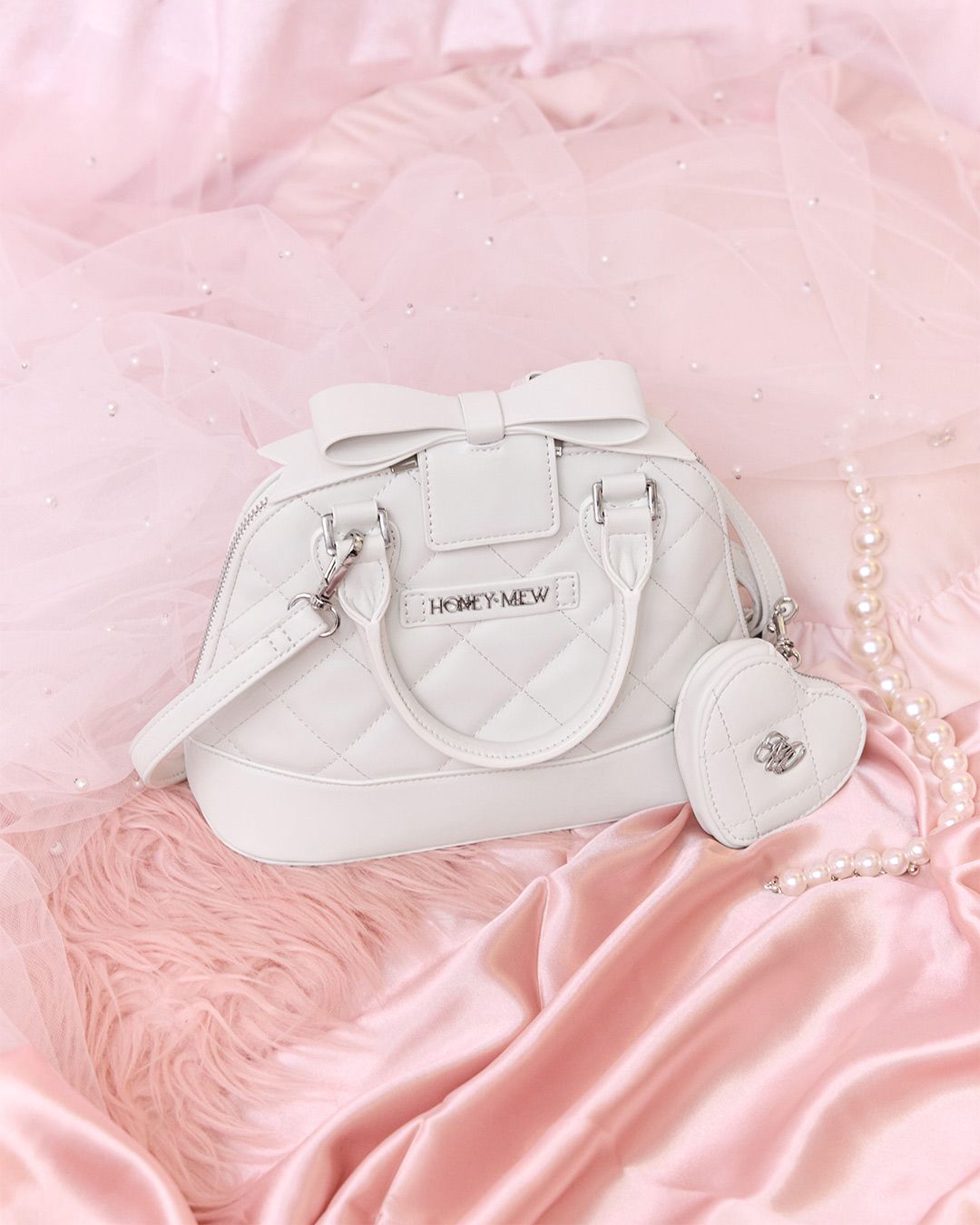 ポーチ付きキルティングバッグ ホワイト | ファッション通販＆メディア
