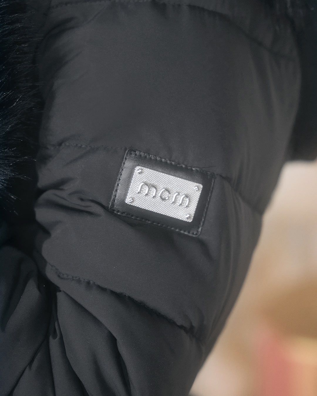 美くびれフェイクファーダウンコート ブラック | ファッション通販