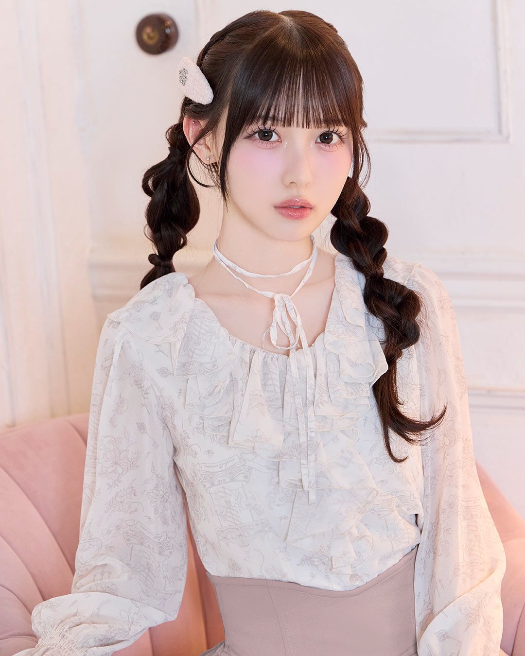 ロイヤルフルールフリルブラウス ベージュ | ファッション通販