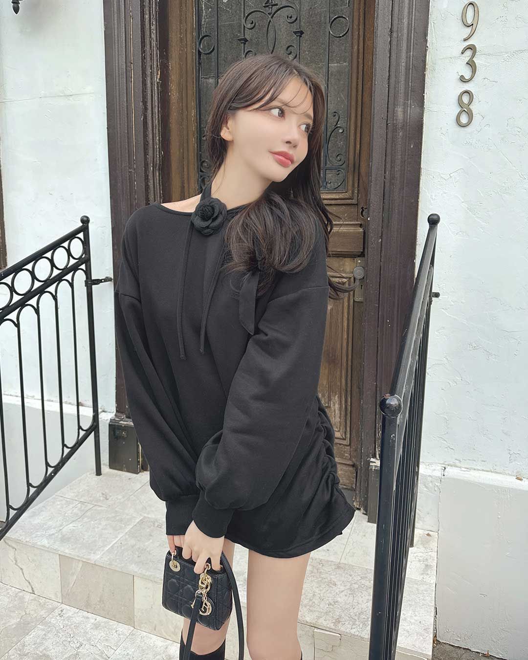 コサージュトレーナー ブラック | ファッション通販＆メディアMyColor