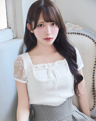 ミシェルマカロン　ハートカットニットトップス　♥︎レッド♥︎　フリーサイズ michellMacaron - 新品タグ付き ミシェルマカロン ハートカット