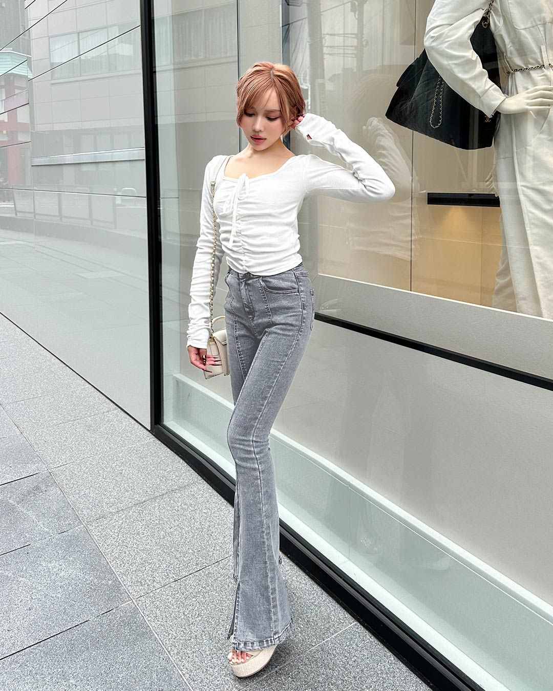 ハイウエストSIDE BELT CUTデザインフレアデニムパンツ[品番