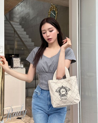 タイムセール‼️ Rady 美品 マーブルトートバッグ タイムセール‼️ Rady 美品 マーブルトートバッグ