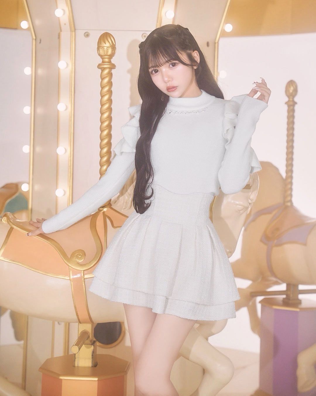 フリルショルダービジューニットトップス ホワイト | ファッション通販