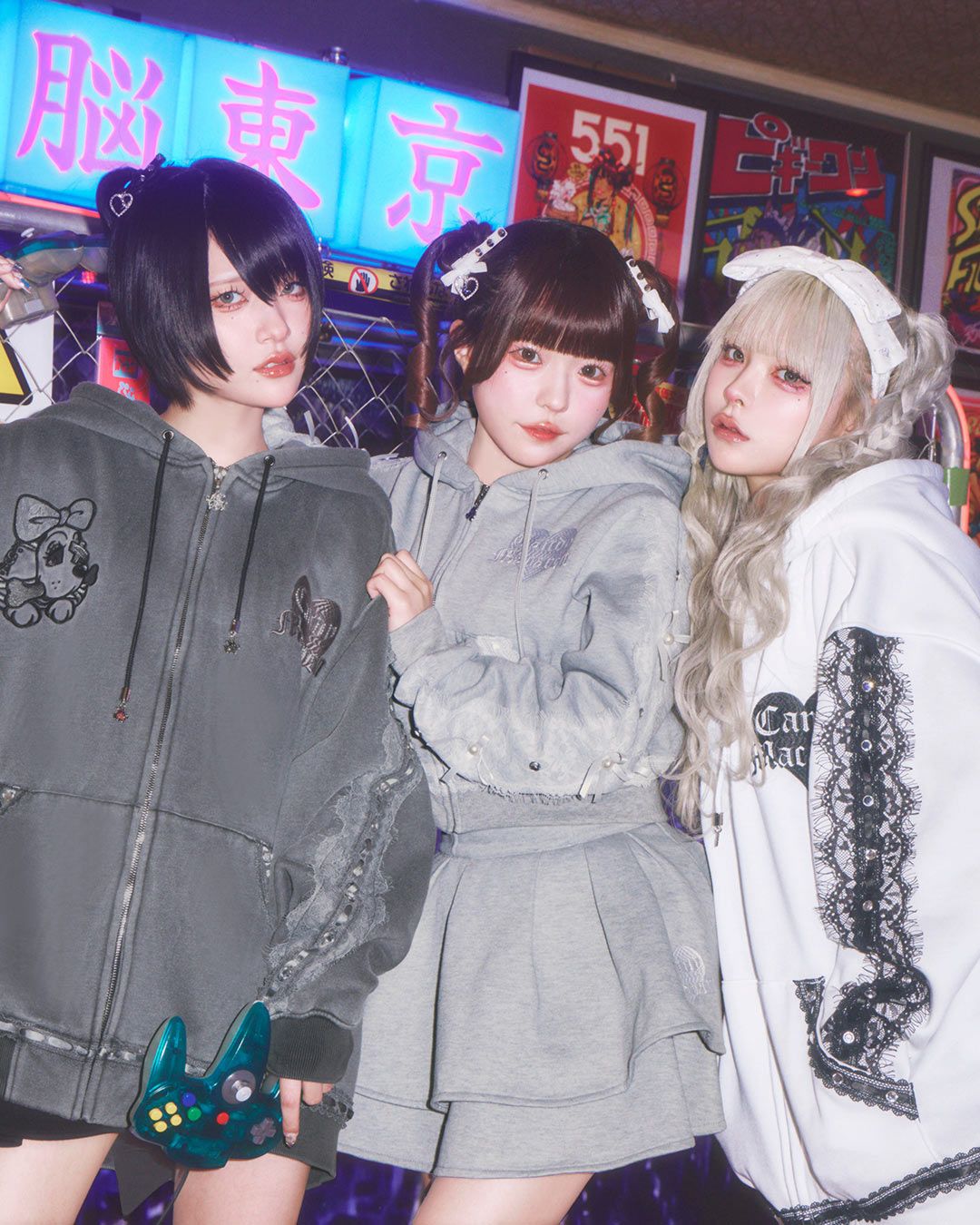 ガルフィーコラボBIGパーカー ホワイト | ファッション通販＆メディア