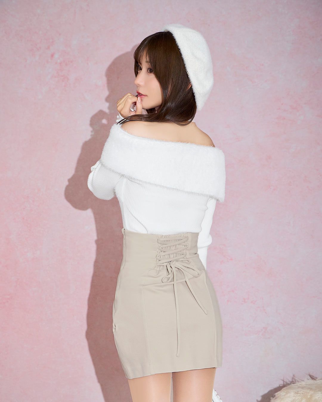 あざとオフショルリボンニット ホワイト | ファッション通販＆メディア