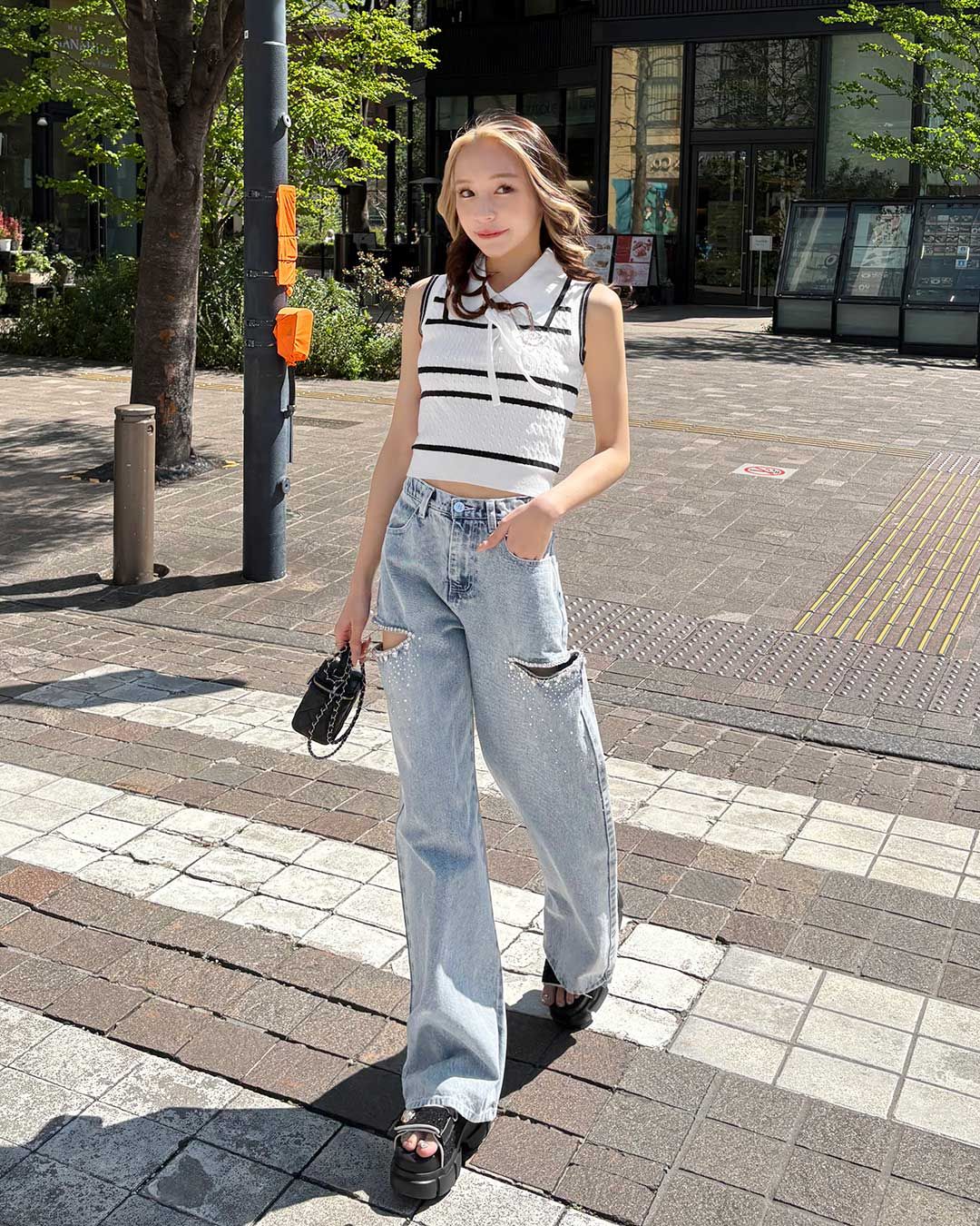 サイドカットビジューデニムパンツ ブルー | ファッション通販
