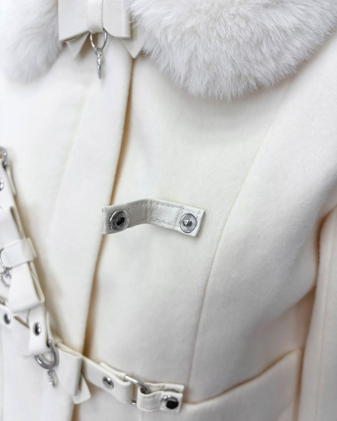 ベルトリボンショートコート ブラック | ファッション通販＆メディア