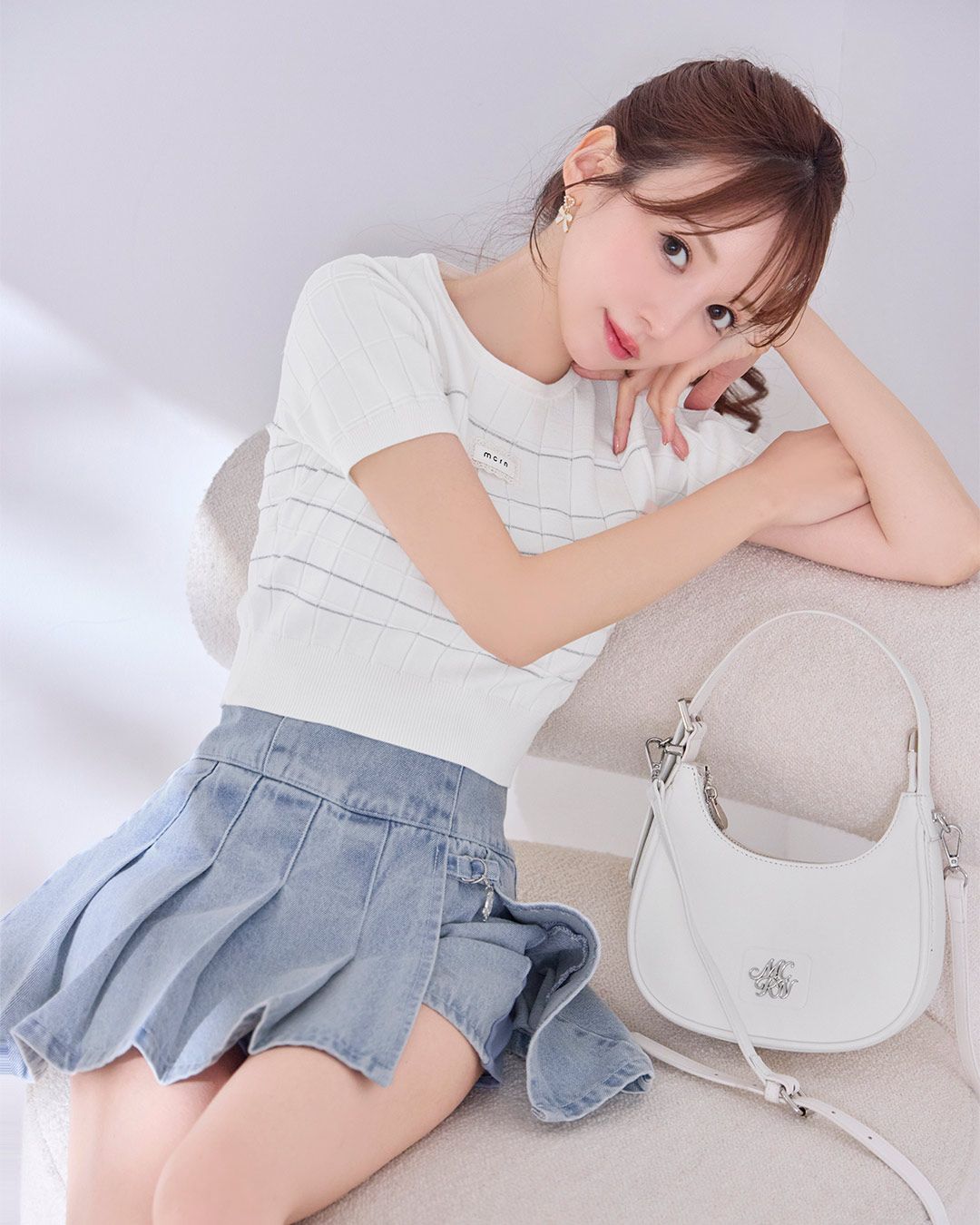 ハーフムーンショルダーバッグ ホワイト | ファッション通販＆メディア