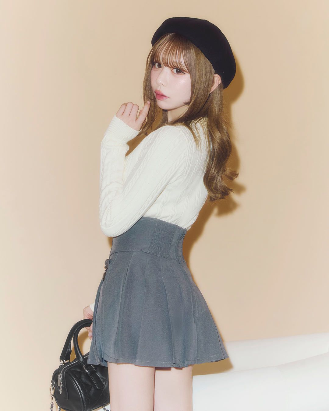 美脚スカパン グレー | ファッション通販＆メディアMyColor ～マイカラー～