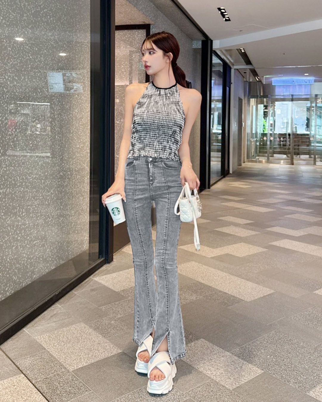 新品✨magda butrym  ローズモチーフホルダーネックトップス　S セール】ローズモチーフホルターネックトップス（シャツ