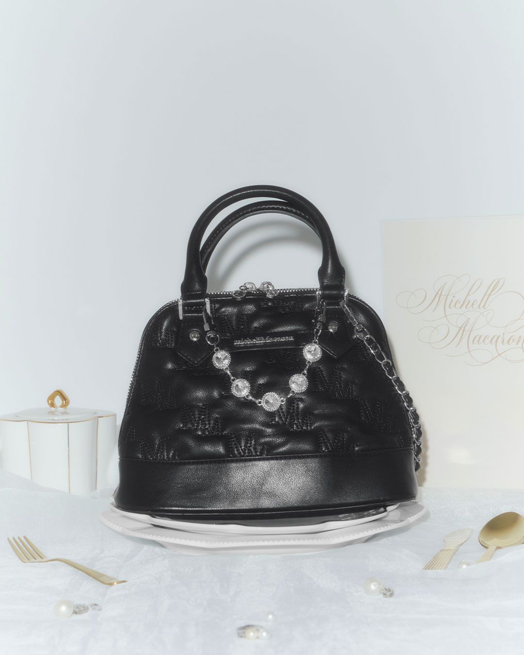 キラキラビジューバッグ ブラック | ファッション通販＆メディア