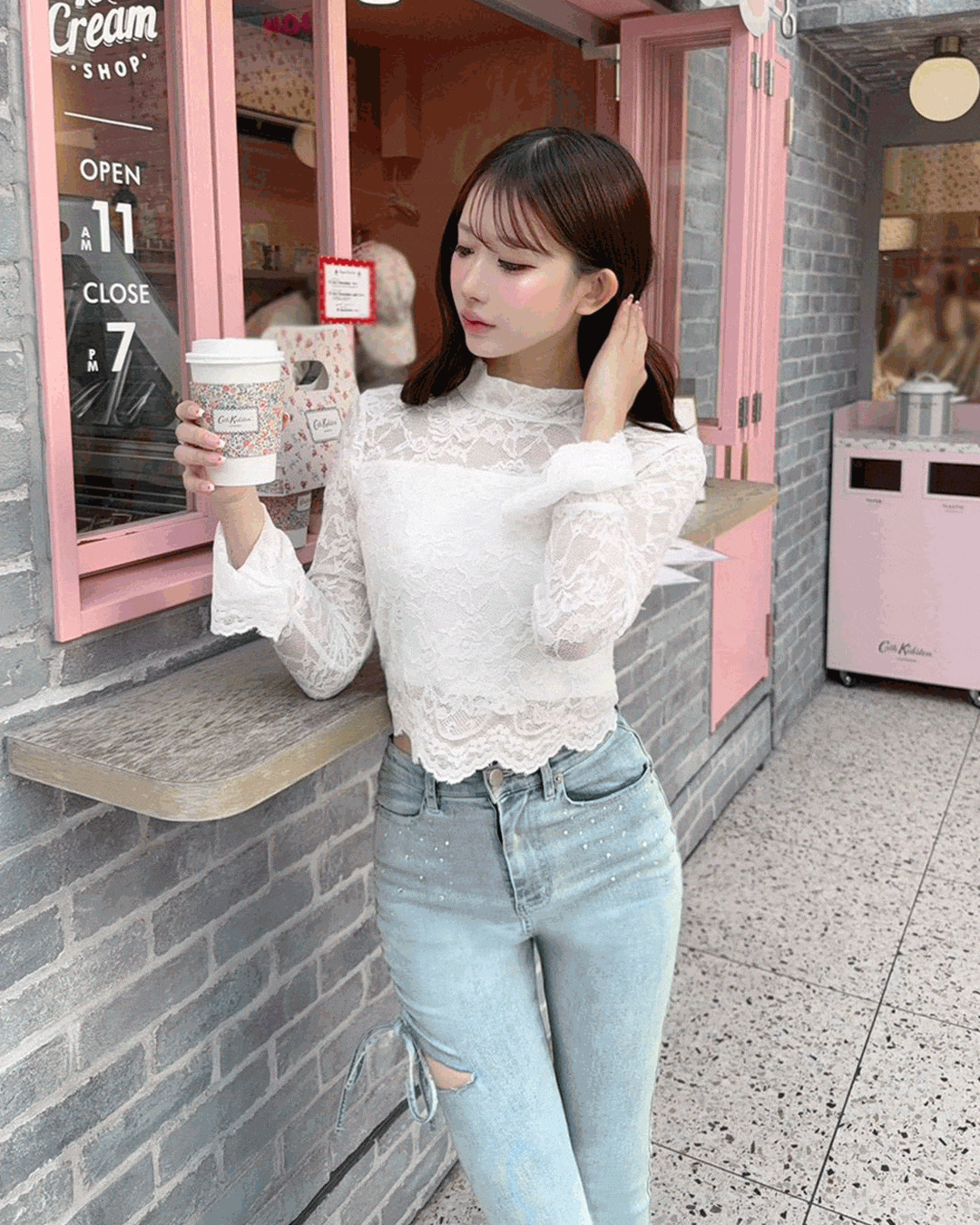 フレアスリーブレーストップス