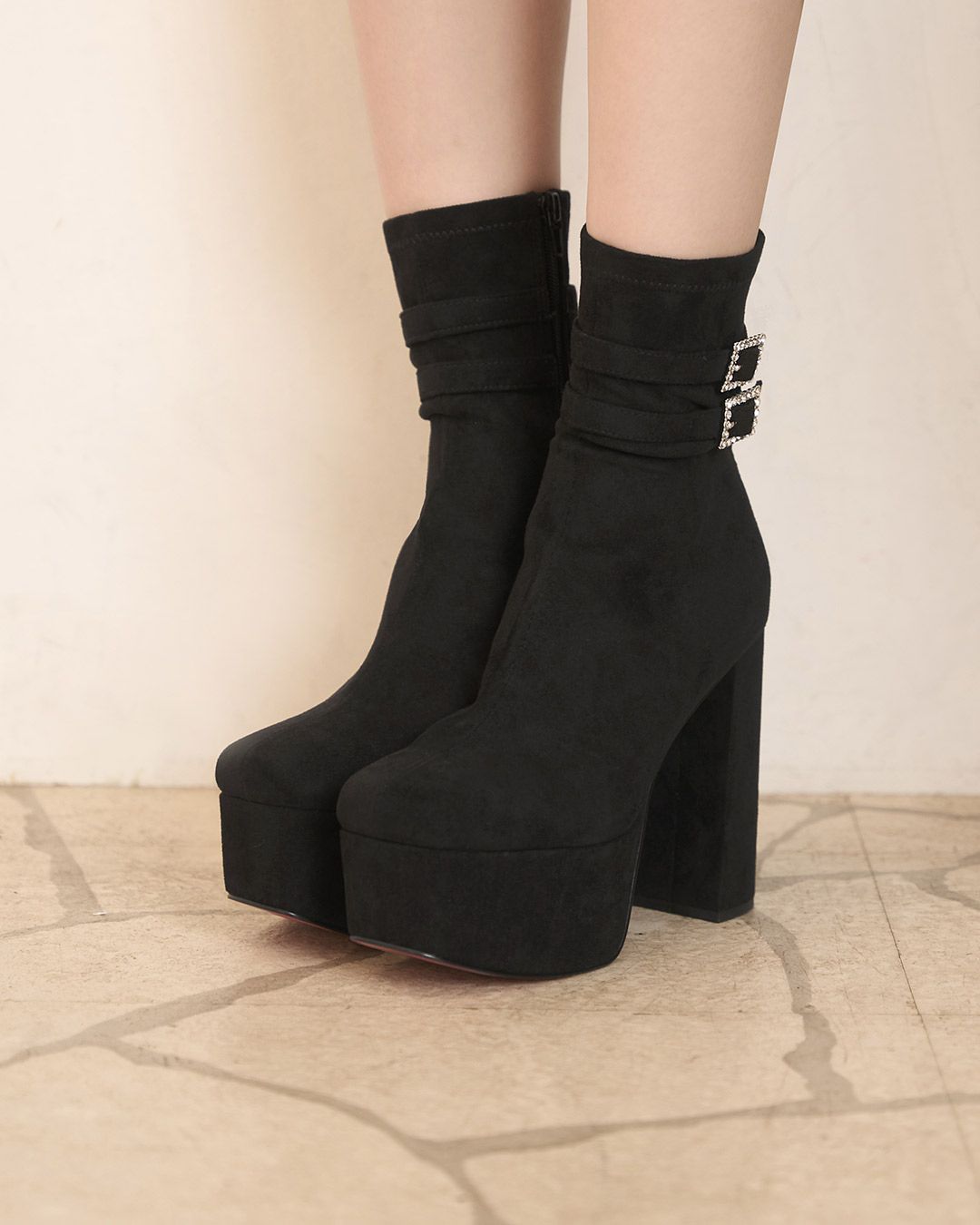 ISABELMARANT ブラック　スエード ショートブーツ Im3 sneakers Woman black | ISABEL MARANT Official online store