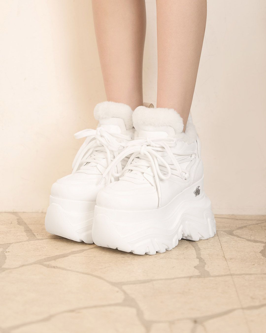 【完売商品】ミシェルマカロン 厚底ファースニーカー 厚底ファースニーカー ホワイト | ファッション通販＆メディアMyColor