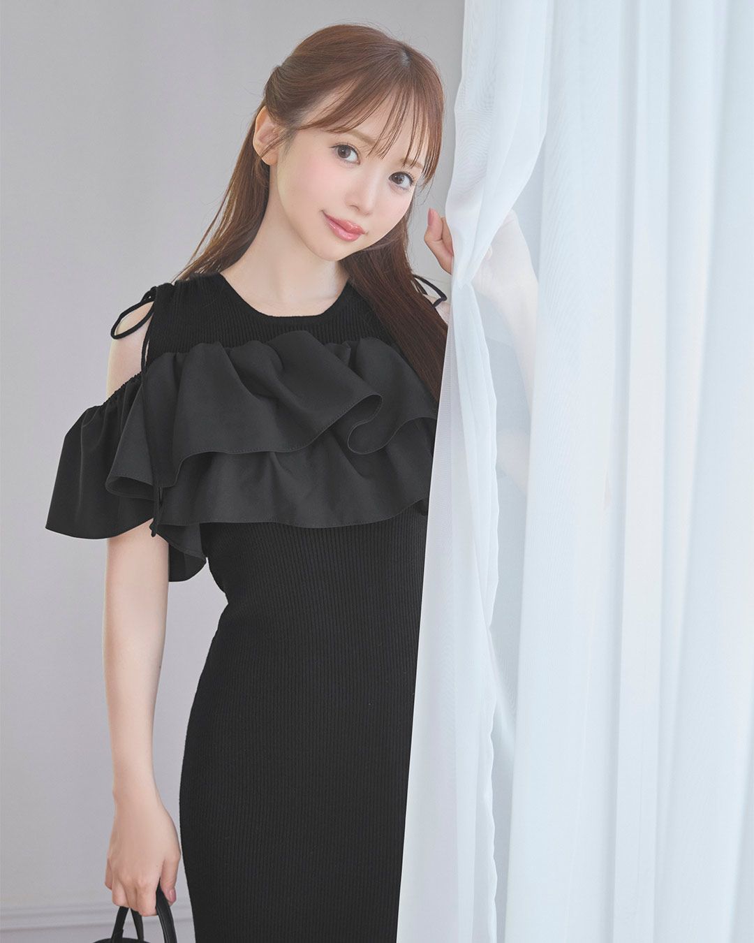 フリルニットワンピース 週末限定価格 ギャザーフリルニットワンピース ブラック | ファッション通販