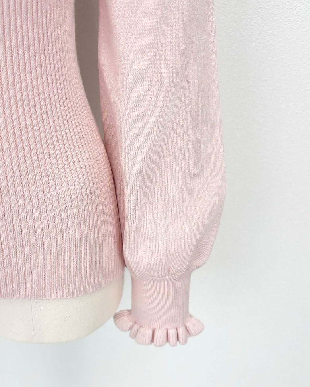 ドットチュール肩あきフリルトップス ピンク | ファッション通販