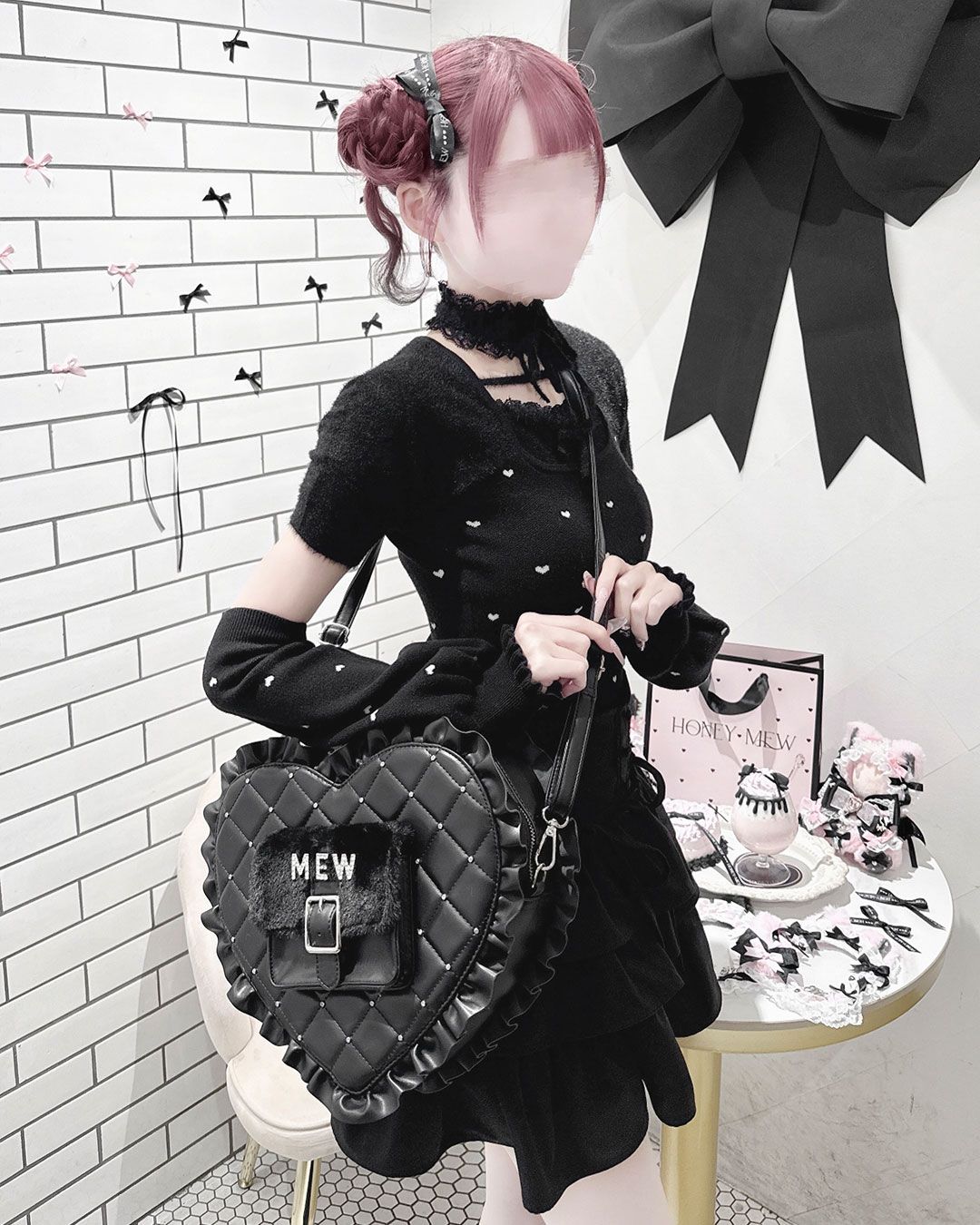 pimiri cafe Collaboration】Luv ファーポケット付きBIGハートバッグ