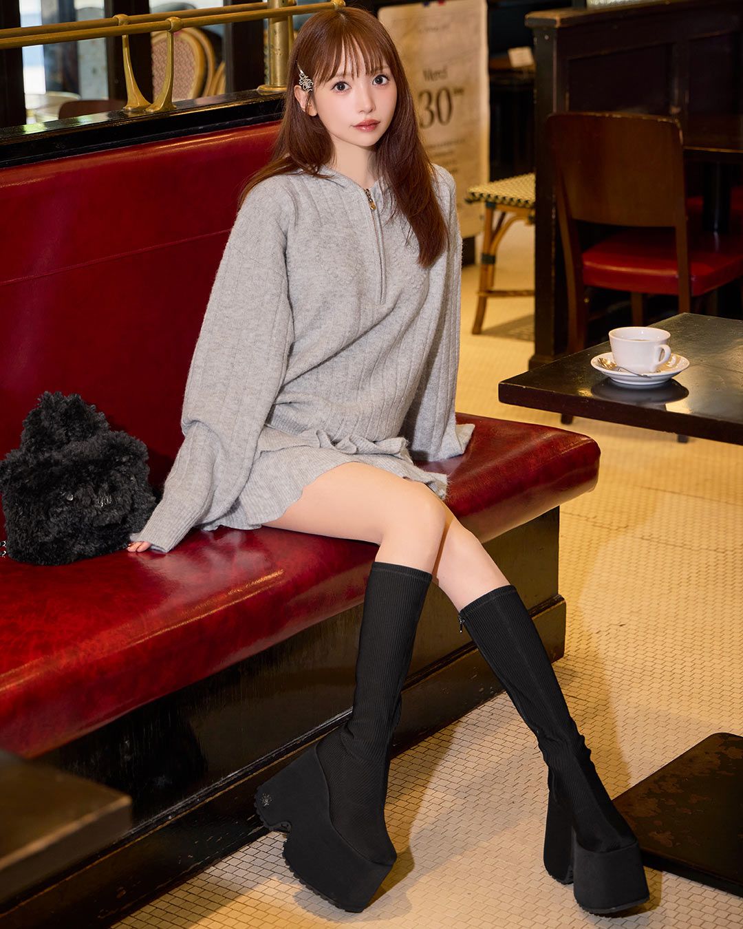 BEATINGHEART グレー 長袖ニットセットアップ BEATINGHEART グレー 長袖ニットセットアップ