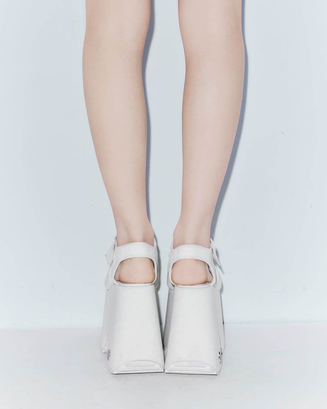 厚底パテッドサンダル ホワイト | ファッション通販＆メディアMyColor