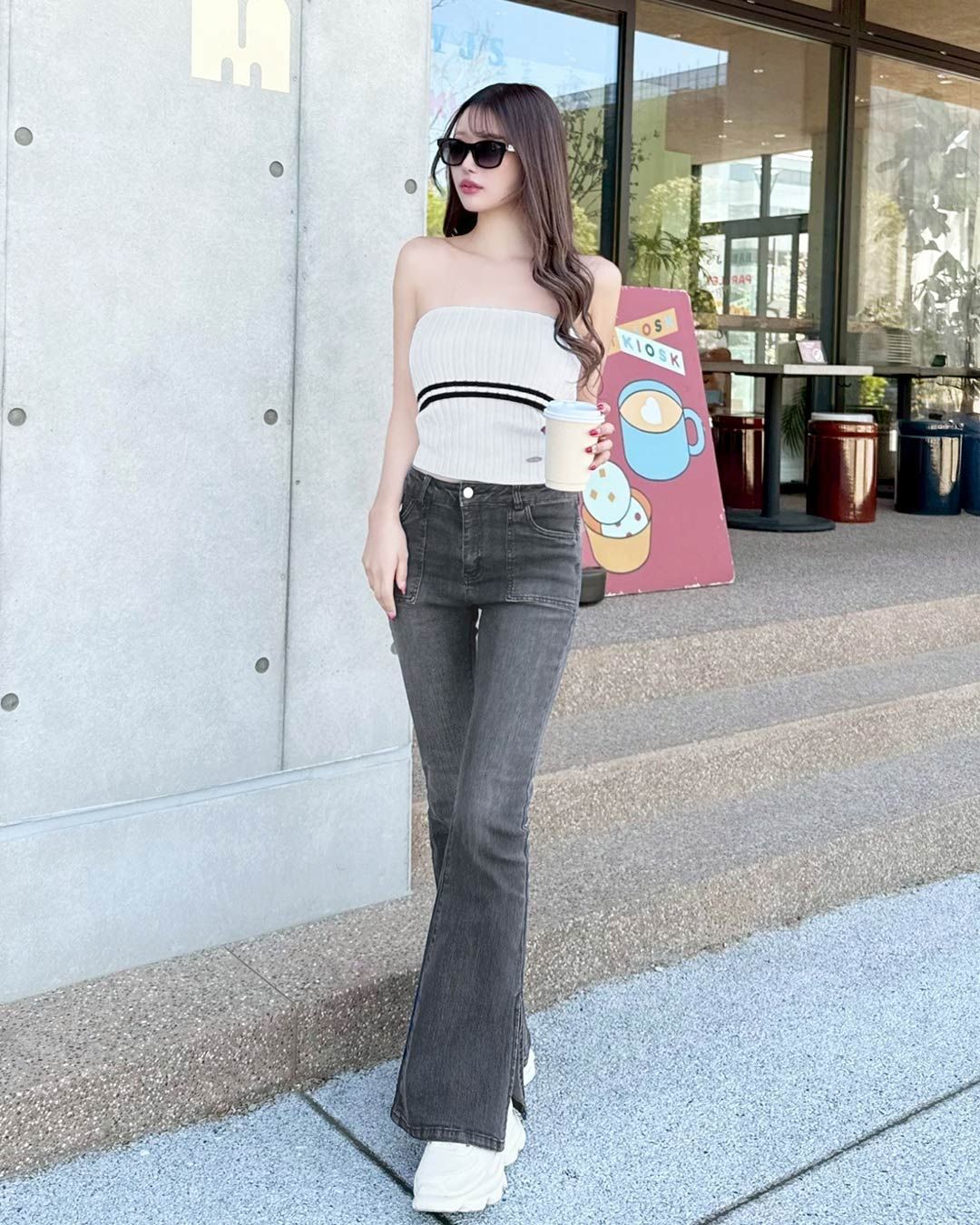 最強美脚ローライズデニム グレー | ファッション通販＆メディア