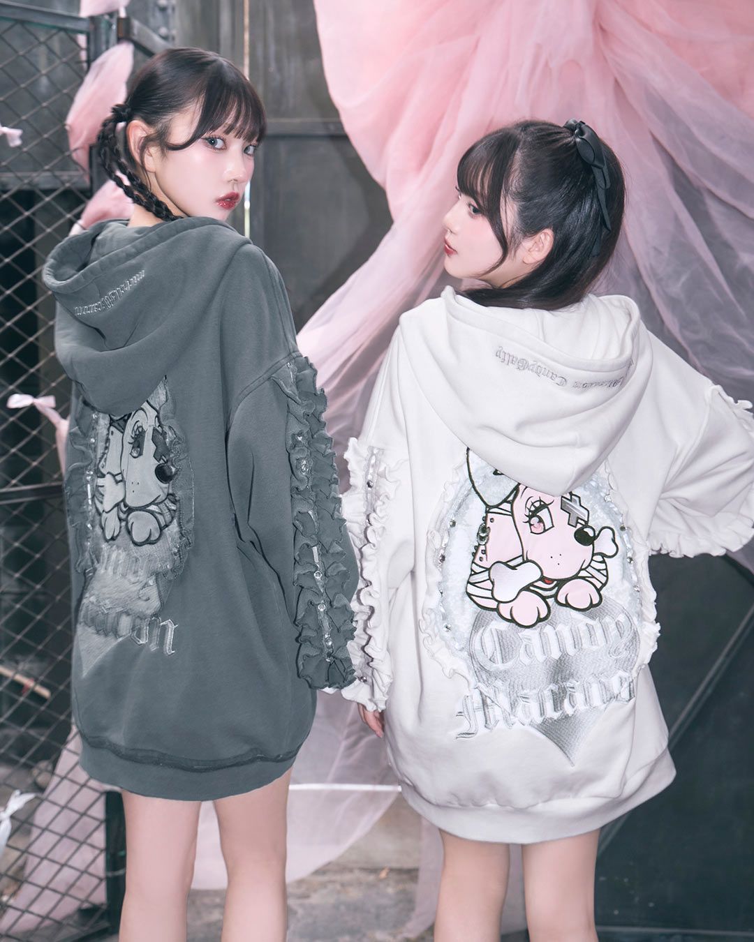 ガルフィーコラボフリルBIGパーカー グレー | ファッション通販
